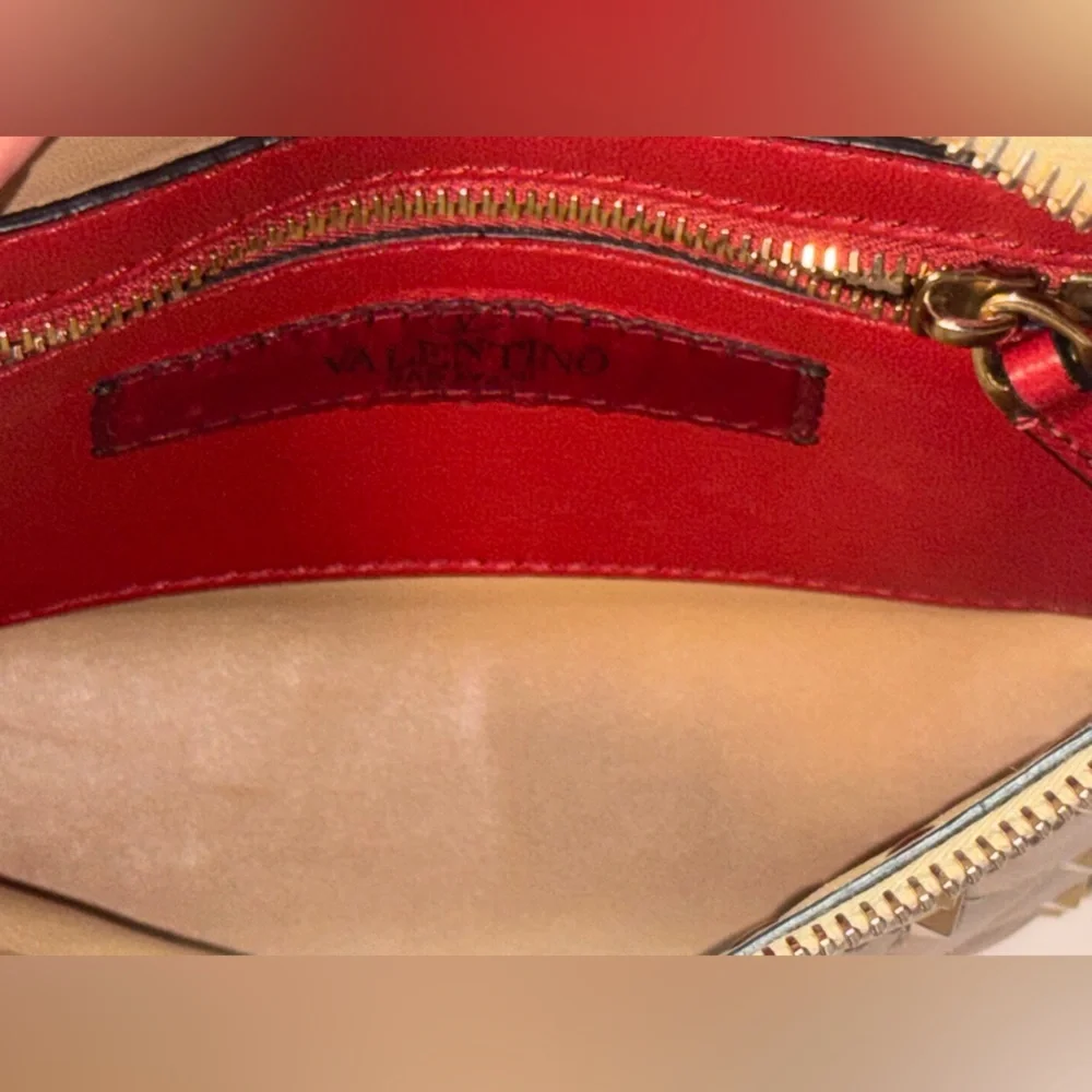 VALENTINO GARAVANI PYRAMID STUD BELT BAG / FANNY PACK - Picture 8 of 15